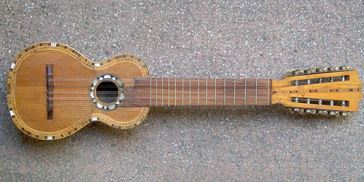 charango_530